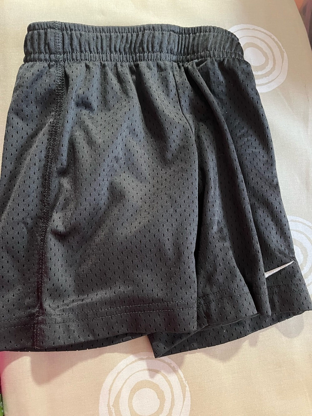 NIKE dark gray shorts-Boys 3/4 years
